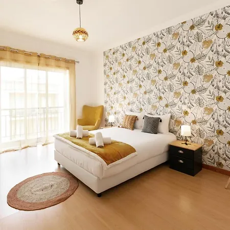 Belem House 纳扎雷